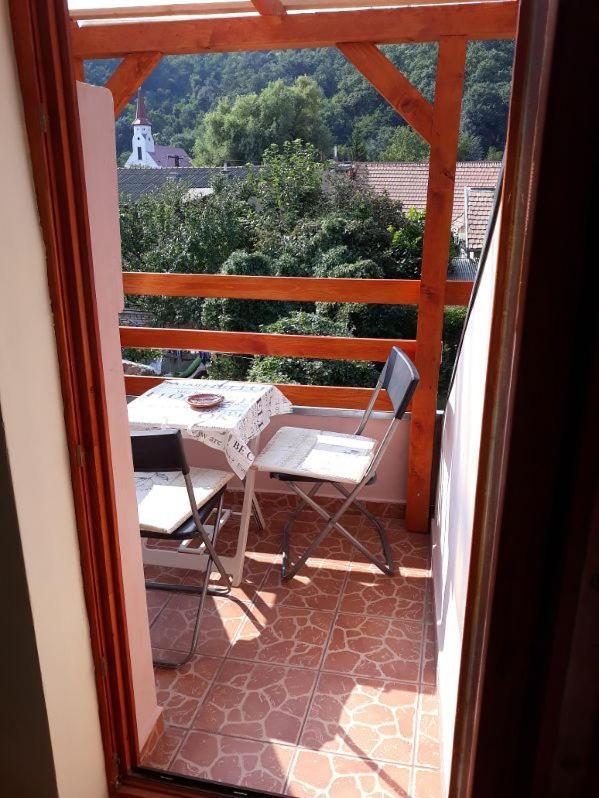 Kis Rigo Vendeghaz Otel Salgótarján Dış mekan fotoğraf