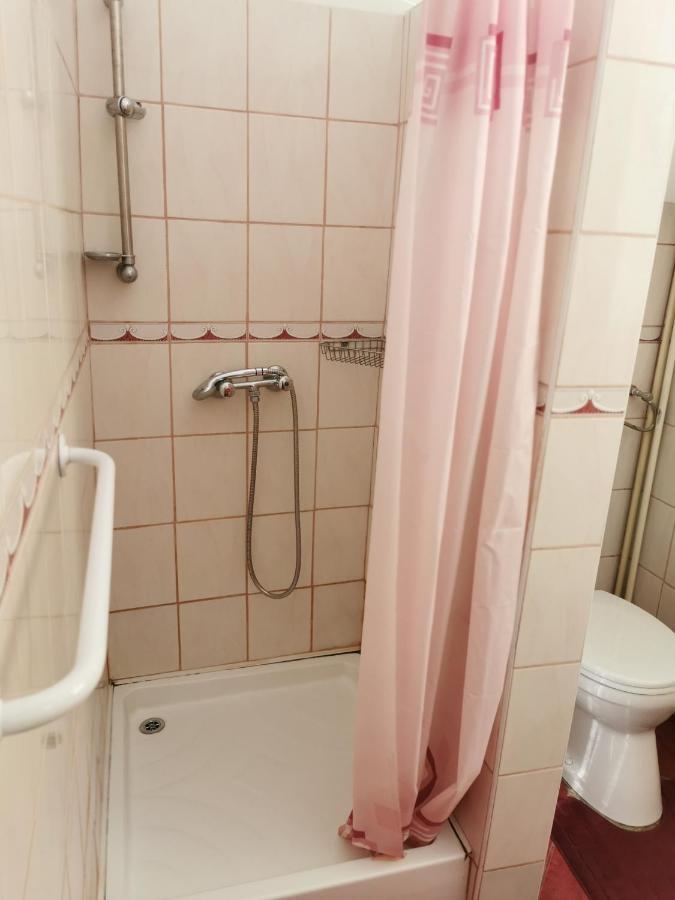 Kis Rigo Vendeghaz Otel Salgótarján Dış mekan fotoğraf
